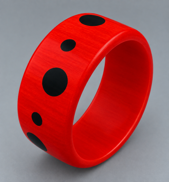 T2 marbled strawberry red bakelite bangle with black dots